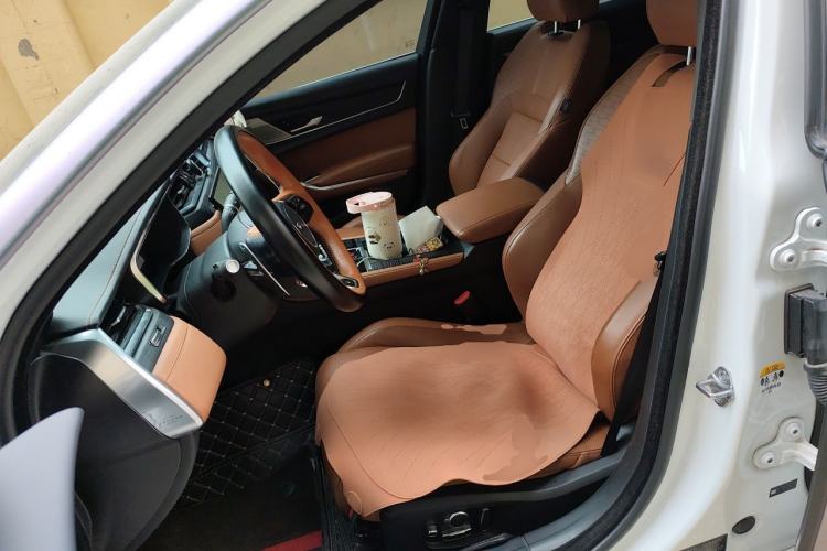 Used Jaguar XFL 2023 XFL 2.0T P300 Four-Wheel-Drive Flagship Sport Edition Left Front Seat