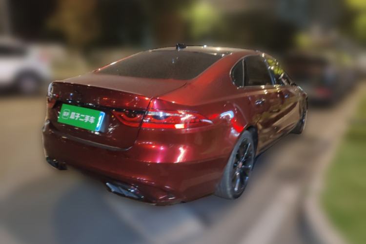 Used Jaguar XFL 2023 XFL 2.0T P250 Two-Wheel-Drive Prestige Luxury Gold Edition Rear Right 45 Deg