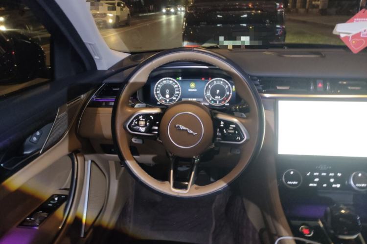 Used Jaguar XFL 2023 XFL 2.0T P250 Two-Wheel-Drive Prestige Luxury Gold Edition Steering Wheel