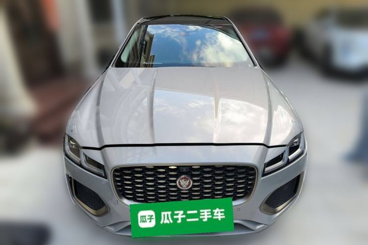Used Jaguar XFL 2023 XFL 2.0T P250 Two-Wheel-Drive Prestige Luxury Gold Edition Exterior 1