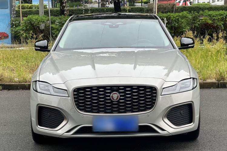 Used Jaguar XFL 2023 XFL 2.0T P250 Two-Wheel-Drive Prestige Luxury Gold Edition Exterior 1
