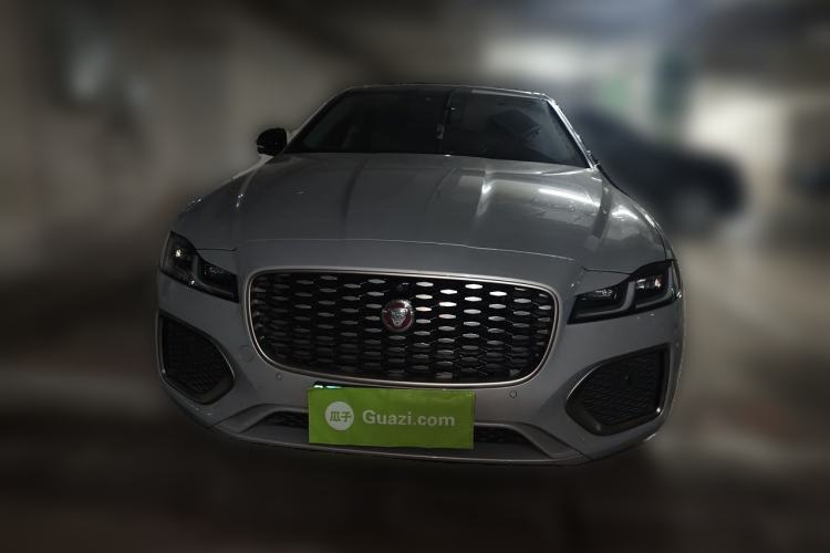 Used Jaguar XFL 2023 XFL 2.0T P250 Two-Wheel-Drive Prestige Luxury Gold Edition Front