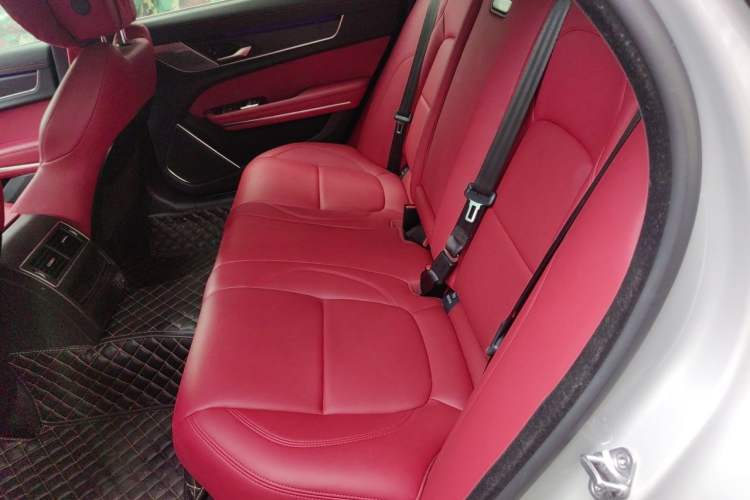 Used Jaguar XFL 2023 XFL 2.0T P250 Two-Wheel-Drive Elite Sport Edition Left Rear Seat