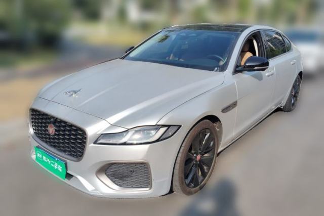 Used Jaguar XFL 2023 XFL 2.0T P250 Two-Wheel-Drive Prestige Luxury Gold Edition