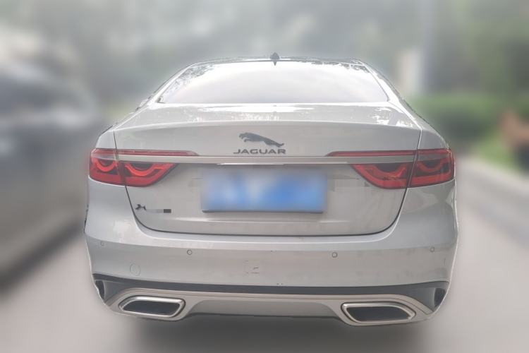 Used Jaguar XFL 2023 XFL 2.0T P250 Two-Wheel-Drive Elite Sport Gold Edition Rear