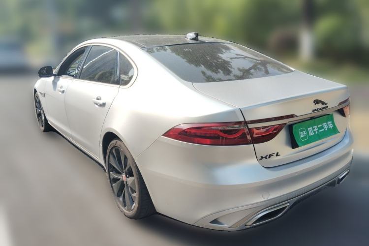 Used Jaguar XFL 2023 XFL 2.0T P250 Two-Wheel-Drive Prestige Luxury Gold Edition Rear Left 45 Deg