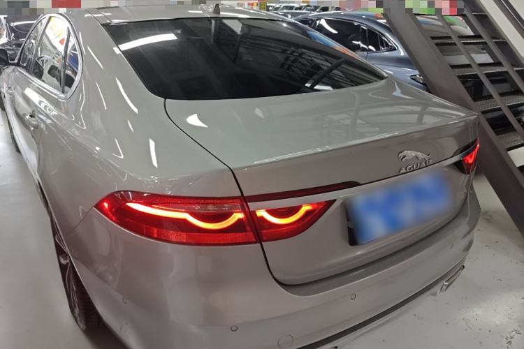 Used Jaguar XFL 2023 XFL 2.0T P250 Two-Wheel-Drive Elite Sport Edition Rear