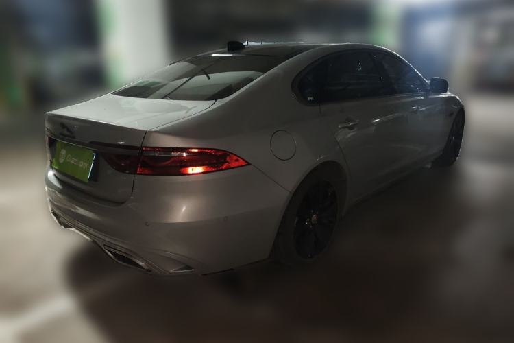Used Jaguar XFL 2023 XFL 2.0T P250 Two-Wheel-Drive Prestige Luxury Gold Edition Rear Right 45 Deg