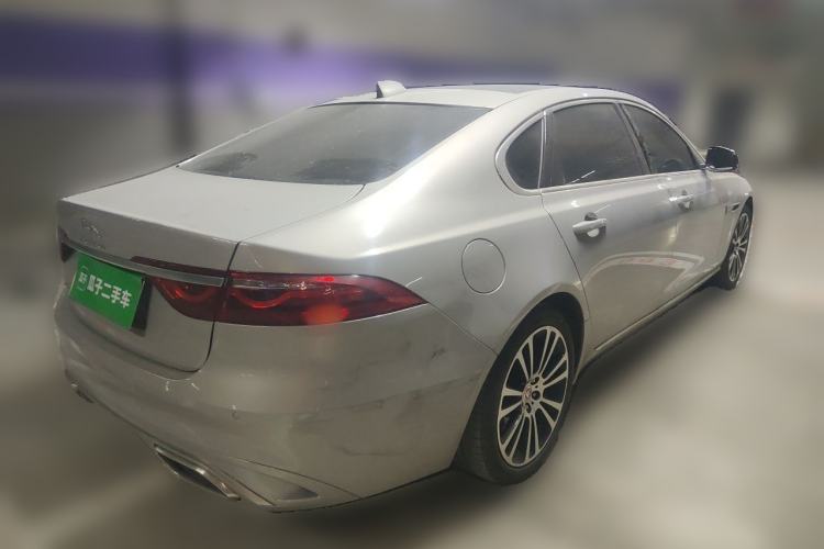 Used Jaguar XFL 2023 XFL 2.0T P250 Two-Wheel-Drive Luxury Deluxe Edition Rear Right 45 Deg