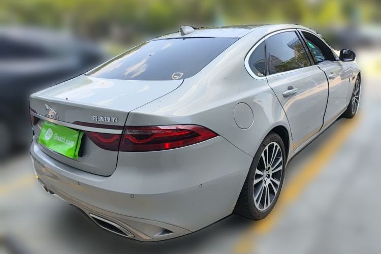 Used Jaguar XFL 2023 XFL 2.0T P250 Two-Wheel-Drive Prestige Luxury Gold Edition Rear Right 45 Deg
