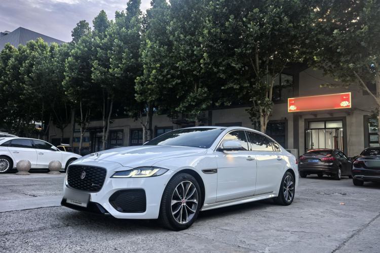 Used Jaguar XFL 2023 XFL 2.0T P250 Two-Wheel-Drive Elite Sport Edition Guazi used car, China used car export, Used car for sale, Used  cars, Cheapest cars for sale