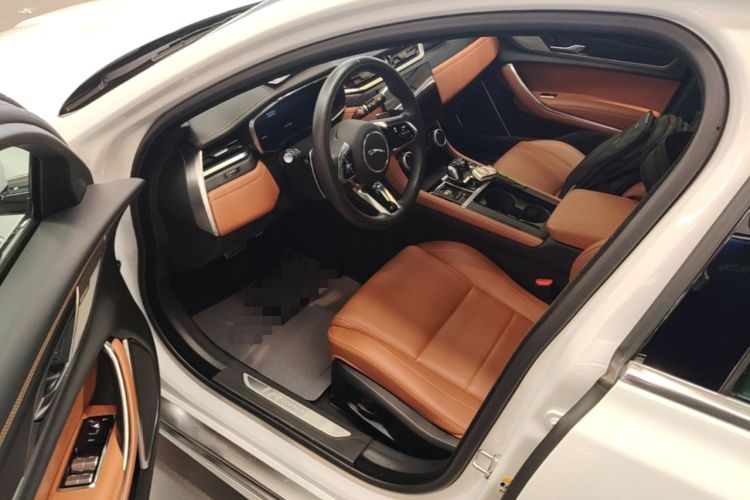 Used Jaguar XFL 2023 XFL 2.0T P250 Two-Wheel-Drive Elite Sport Edition Driver Seat