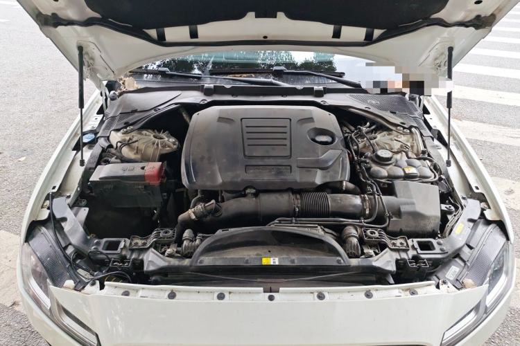 Used Jaguar XFL 2023 XFL 2.0T P250 Two-Wheel-Drive Elite Sport Edition Engine Bay