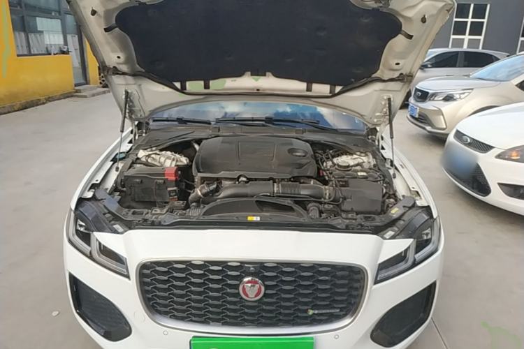 Used Jaguar XFL 2023 XFL 2.0T P300 Four-Wheel-Drive Flagship Sport Edition Engine Bay