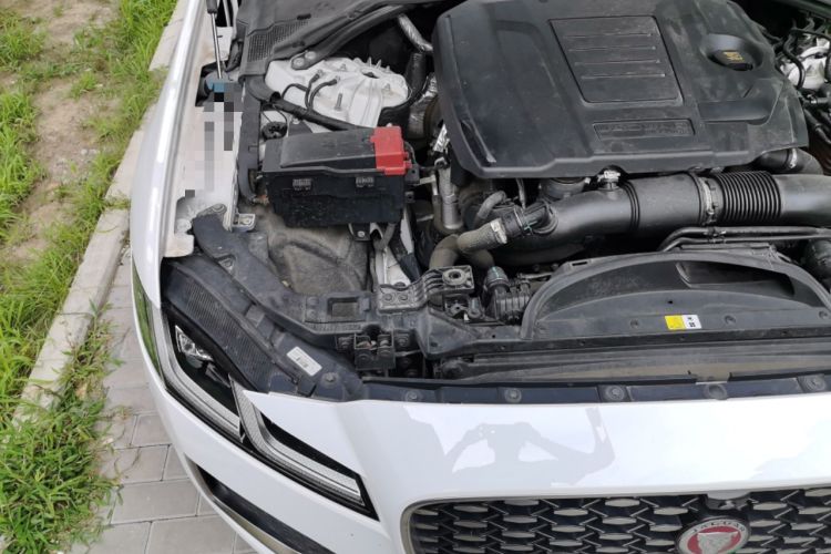 Used Jaguar XFL 2023 XFL 2.0T P200 Two-Wheel-Drive Elite Luxury Edition Engine Bay Right