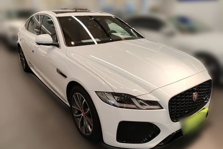 Used Jaguar XFL 2023 XFL 2.0T P250 Two-Wheel-Drive Elite Sport Edition Front Right 45 Deg
