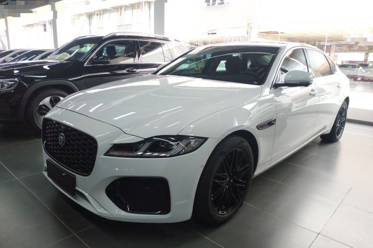 Used Jaguar XFL 2023 XFL 2.0T P200 Two-Wheel-Drive Elite Luxury Edition Guazi used car, China used car export, Used car for sale, Used cars, Cheapest cars for sale