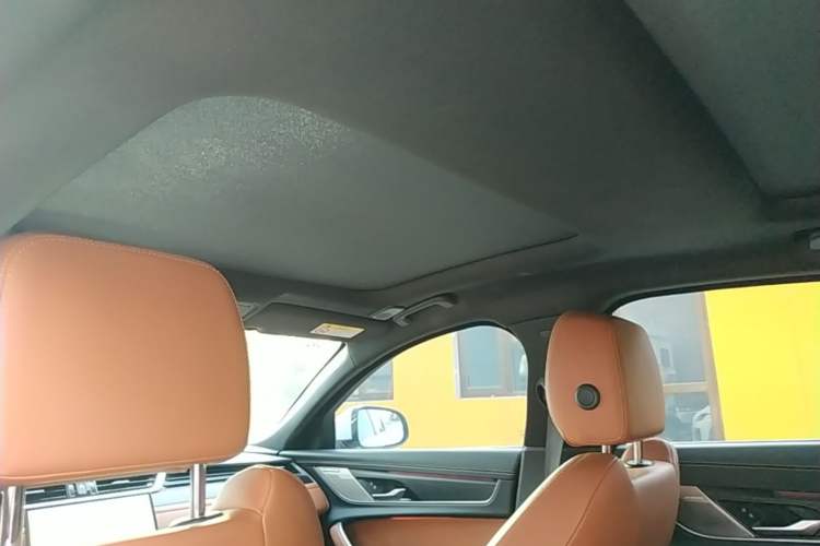 Used Jaguar XFL 2023 XFL 2.0T P300 Four-Wheel-Drive Flagship Sport Edition Headliner