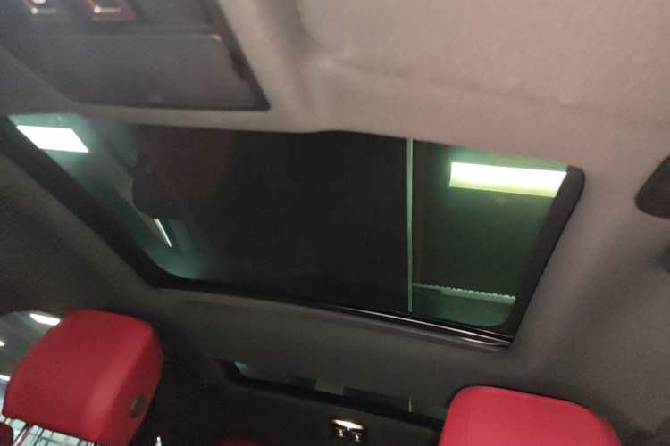 Used Jaguar XFL 2023 XFL 2.0T P250 Two-Wheel-Drive Elite Sport Edition Headliner