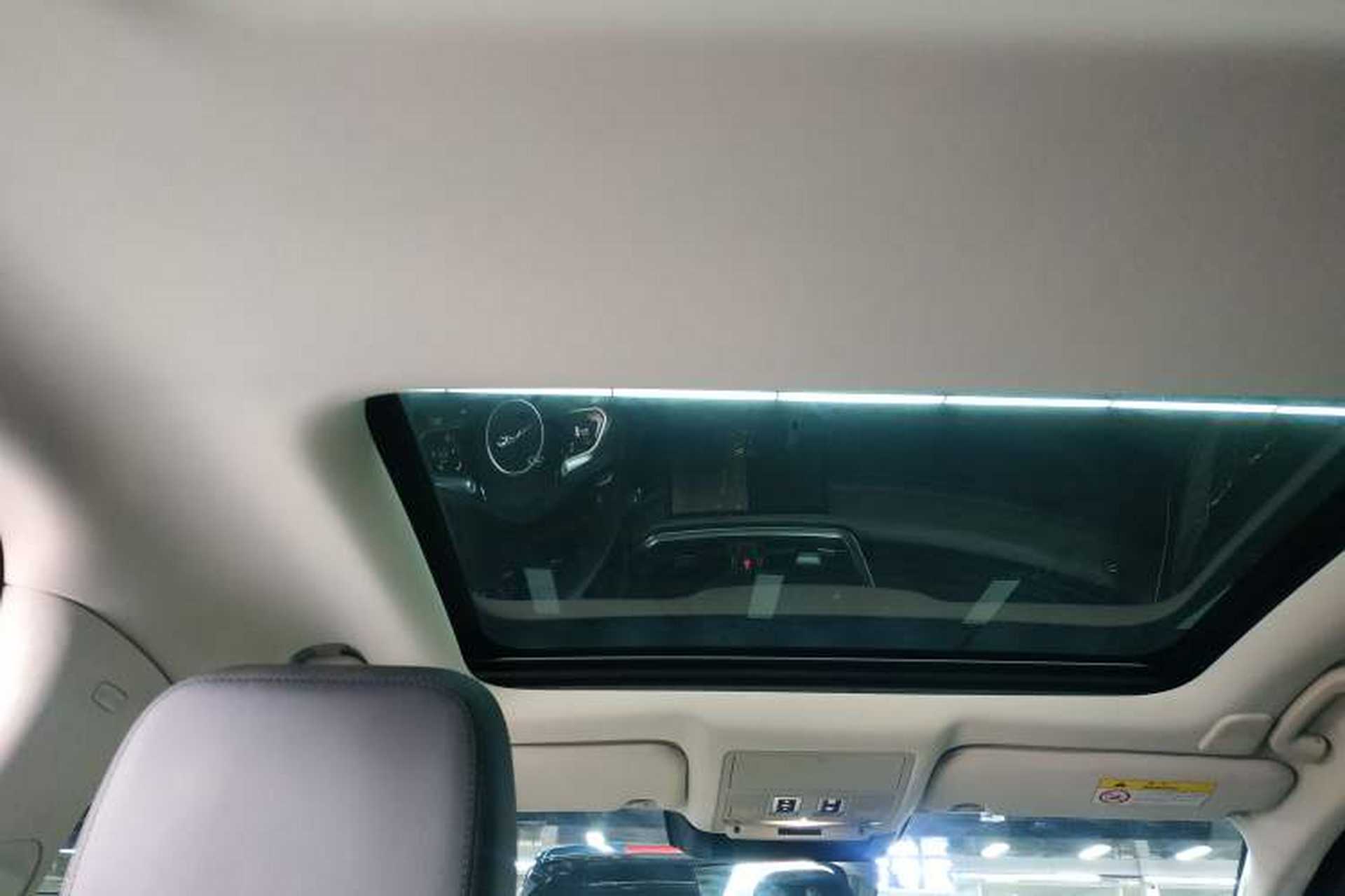 Used Jaguar XFL 2023 XFL 2.0T P200 Two-Wheel-Drive Elite Luxury Edition Headliner