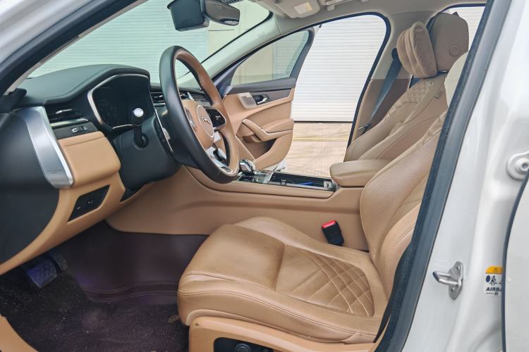 Used Jaguar XFL 2023 XFL 2.0T P250 Two-Wheel-Drive Luxury Deluxe Edition Interior 3