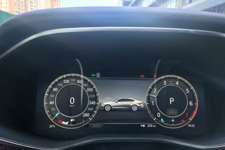 Used Jaguar XFL 2023 XFL 2.0T P250 Two-Wheel-Drive Elite Sport Edition Interior 5