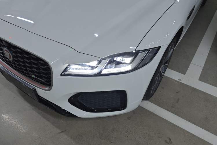 Used Jaguar XFL 2023 XFL 2.0T P250 Two-Wheel-Drive Elite Sport Edition Left Front Headlight