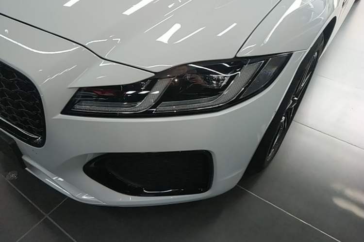 Used Jaguar XFL 2023 XFL 2.0T P200 Two-Wheel-Drive Elite Luxury Edition Left Front Headlight