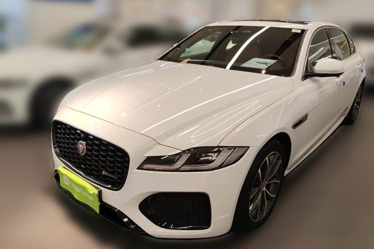 Used Jaguar XFL 2023 XFL 2.0T P250 Two-Wheel-Drive Elite Sport Edition Guazi used car, China used car export, Used car for sale, Used Jaguar cars, Cheapest cars for sale
