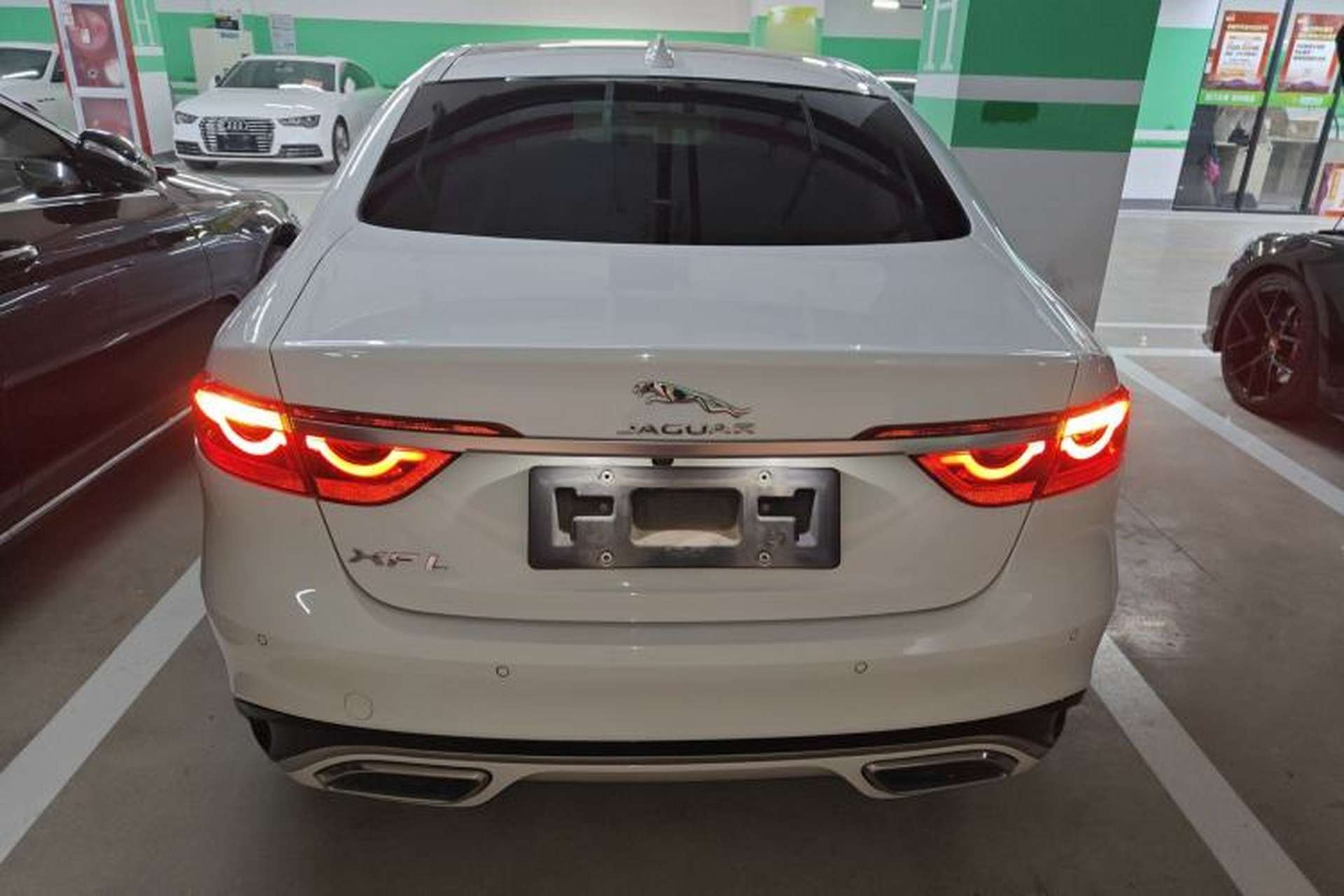 Used Jaguar XFL 2023 XFL 2.0T P250 Two-Wheel-Drive Elite Sport Edition Rear