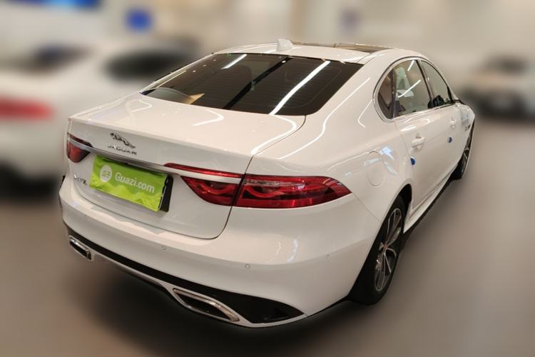 Used Jaguar XFL 2023 XFL 2.0T P250 Two-Wheel-Drive Elite Sport Edition Rear Right 45 Deg