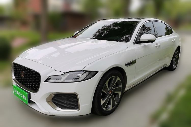 Used Jaguar XFL 2023 XFL 2.0T P200 Two-Wheel-Drive Elite Luxury Edition Guazi used car, China used car export, Used car for sale, Used cars, Cheapest cars for sale