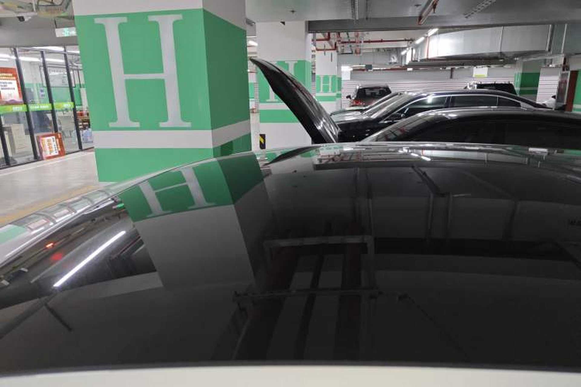 Used Jaguar XFL 2023 XFL 2.0T P250 Two-Wheel-Drive Elite Sport Edition Roof