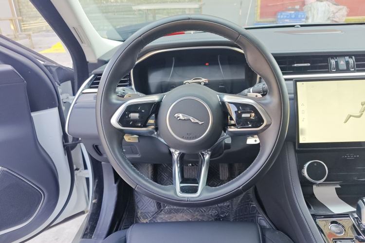 Used Jaguar XFL 2023 XFL 2.0T P200 Two-Wheel-Drive Elite Luxury Edition Steering Wheel