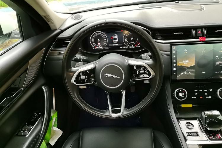Used Jaguar XFL 2023 XFL 2.0T P200 Two-Wheel-Drive Elite Luxury Edition Steering Wheel