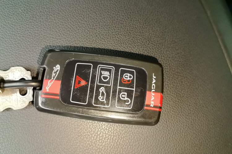 Used Jaguar XFL 2023 XFL 2.0T P200 Two-Wheel-Drive Elite Luxury Edition Vehicle Key