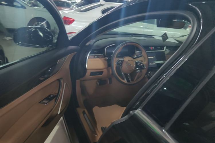 Used Jaguar XFL 2024 2.0T P250 Two-Wheel Drive Prestige Luxury Edition Driver Seat