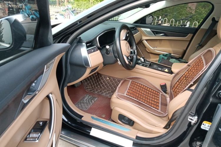 Used Jaguar XFL 2024 2.0T P250 Two-Wheel Drive Prestige Luxury Edition Driver Seat