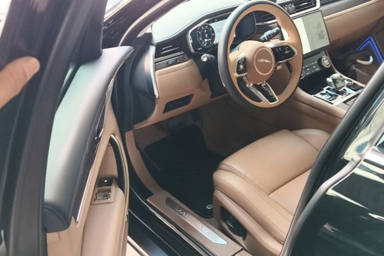 Used Jaguar XFL 2024 2.0T P250 Two-Wheel Drive Prestige Luxury Edition Driver Seat