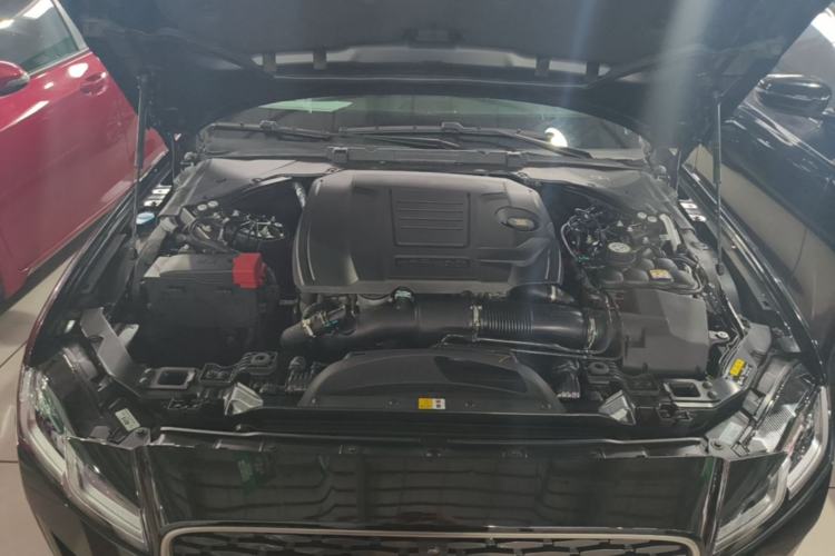 Used Jaguar XFL 2024 2.0T P250 Two-Wheel Drive Prestige Luxury Edition Engine Bay