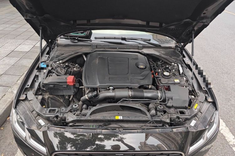 Used Jaguar XFL 2024 2.0T P250 Two-Wheel Drive Prestige Luxury Edition Engine Bay