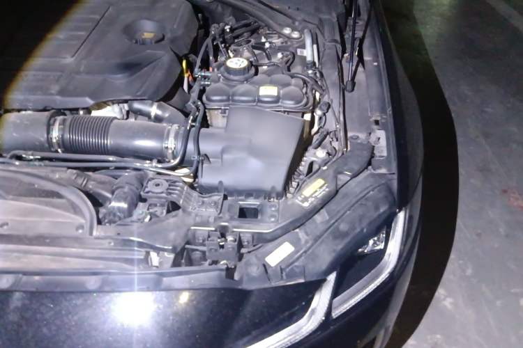 Used Jaguar XFL 2024 2.0T P250 Two-Wheel Drive Prestige Luxury Edition Engine Bay Left