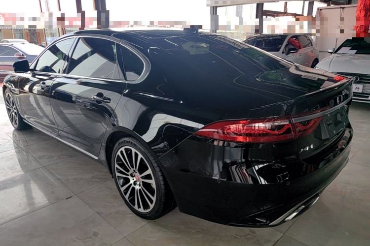 Used Jaguar XFL 2024 2.0T P250 Two-Wheel Drive Prestige Luxury Edition Exterior 2