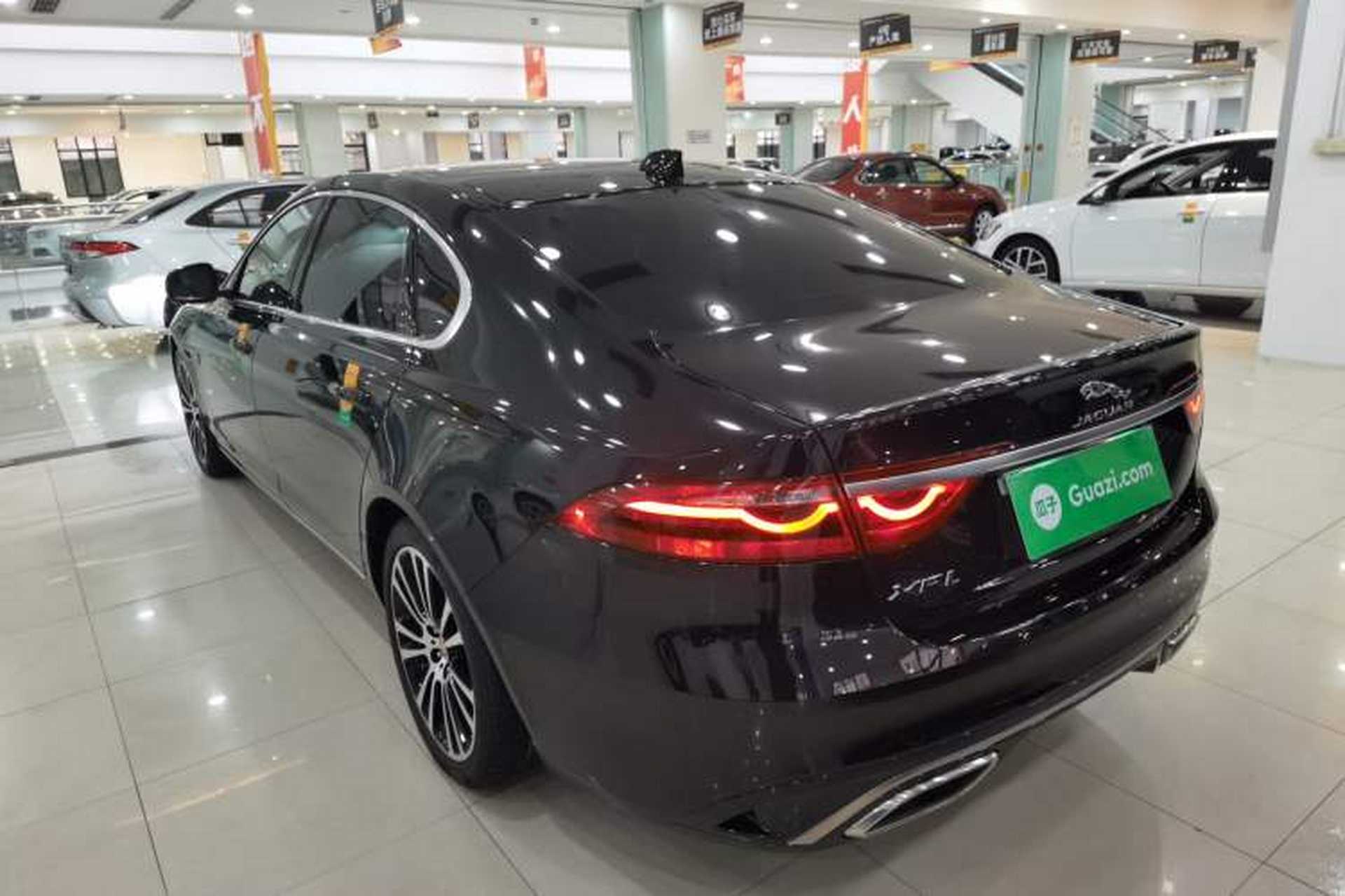Used Jaguar XFL 2024 2.0T P250 Two-Wheel Drive Prestige Luxury Edition Exterior 3
