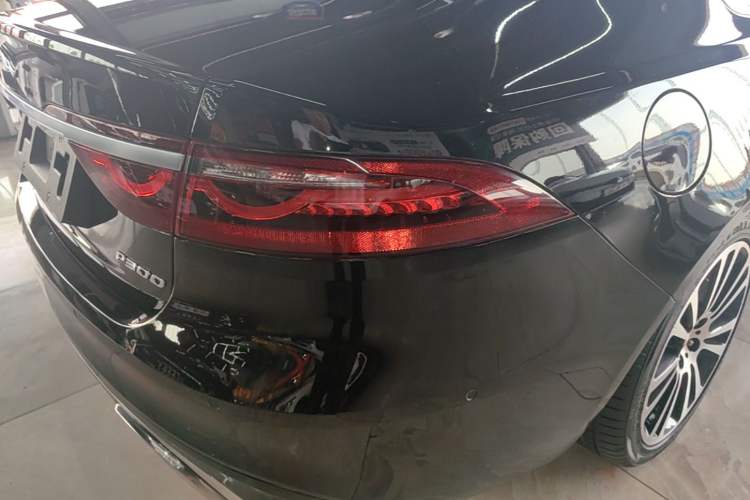 Used Jaguar XFL 2024 2.0T P250 Two-Wheel Drive Prestige Luxury Edition Exterior 3