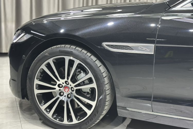 Used Jaguar XFL 2024 2.0T P250 Two-Wheel Drive Prestige Luxury Edition Exterior 5