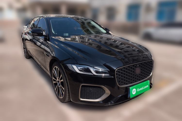 Used Jaguar XFL 2024 2.0T P250 Two-Wheel Drive Prestige Luxury Edition Front Right 45 Deg