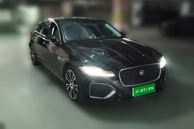 Used Jaguar XFL 2024 2.0T P250 Two-Wheel Drive Prestige Luxury Edition Front Right 45 Deg