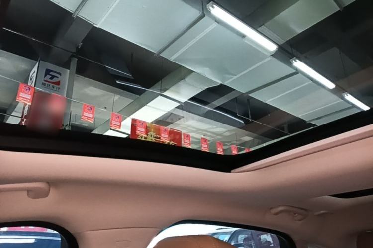 Used Jaguar XFL 2024 2.0T P250 Two-Wheel Drive Prestige Luxury Edition Headliner