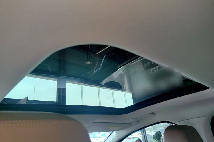 Used Jaguar XFL 2024 2.0T P250 Two-Wheel Drive Prestige Luxury Edition Headliner